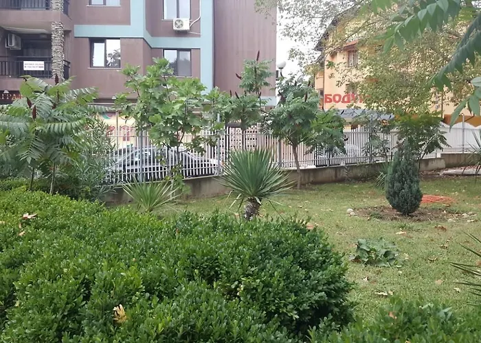 Хотел Парк 1 Hotel Китен