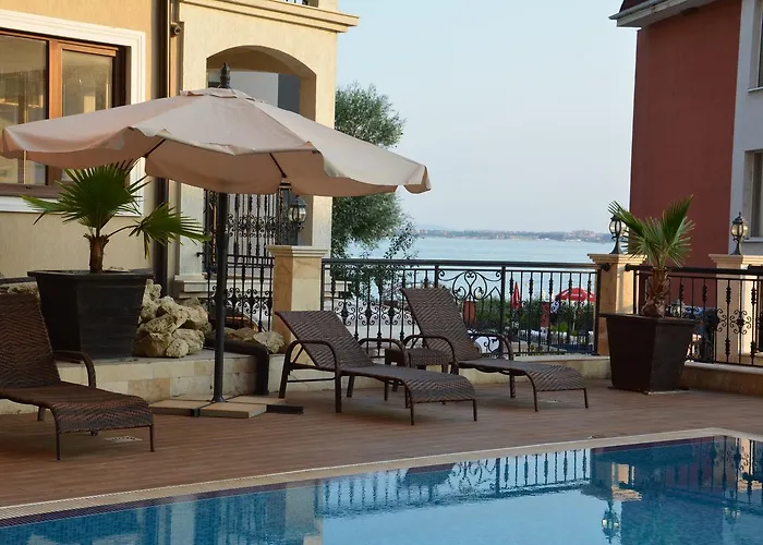 Vip Club Dolphin Coast Aparthotel Sunny Beach