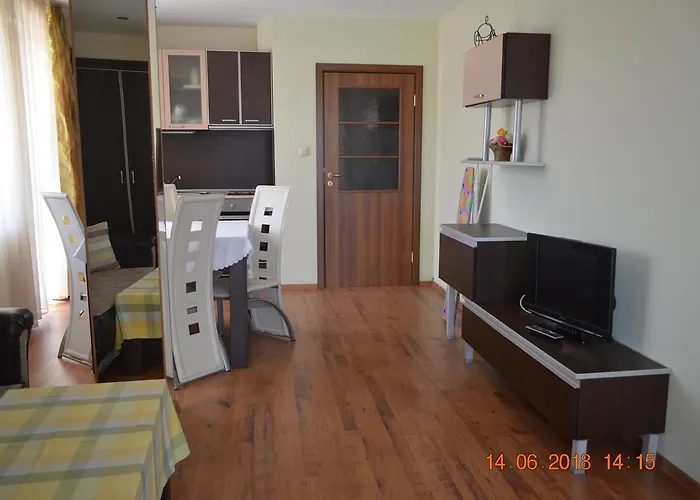 Guesthouse Opal Равда