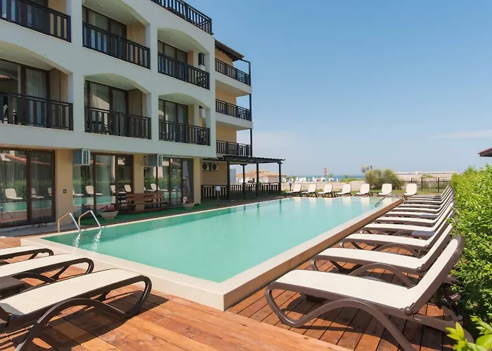 Oasis Del Sol - Front Beach Лозенец