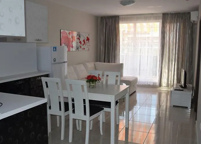 Persey Admiral Plaza Apartments Sunny Beach